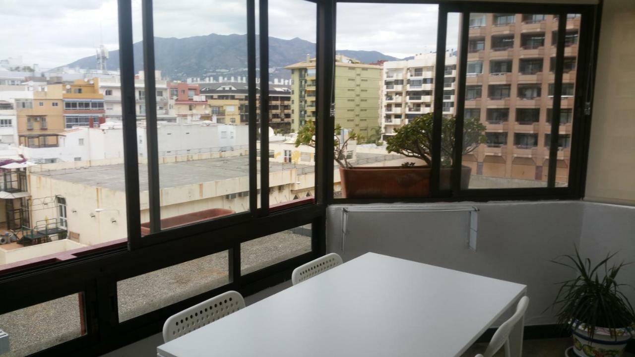 Ferienwohnung Apartamento Junto Al Puerto De Fuengirola Exterior foto