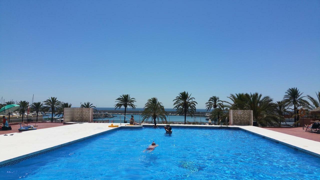Ferienwohnung Apartamento Junto Al Puerto De Fuengirola Exterior foto